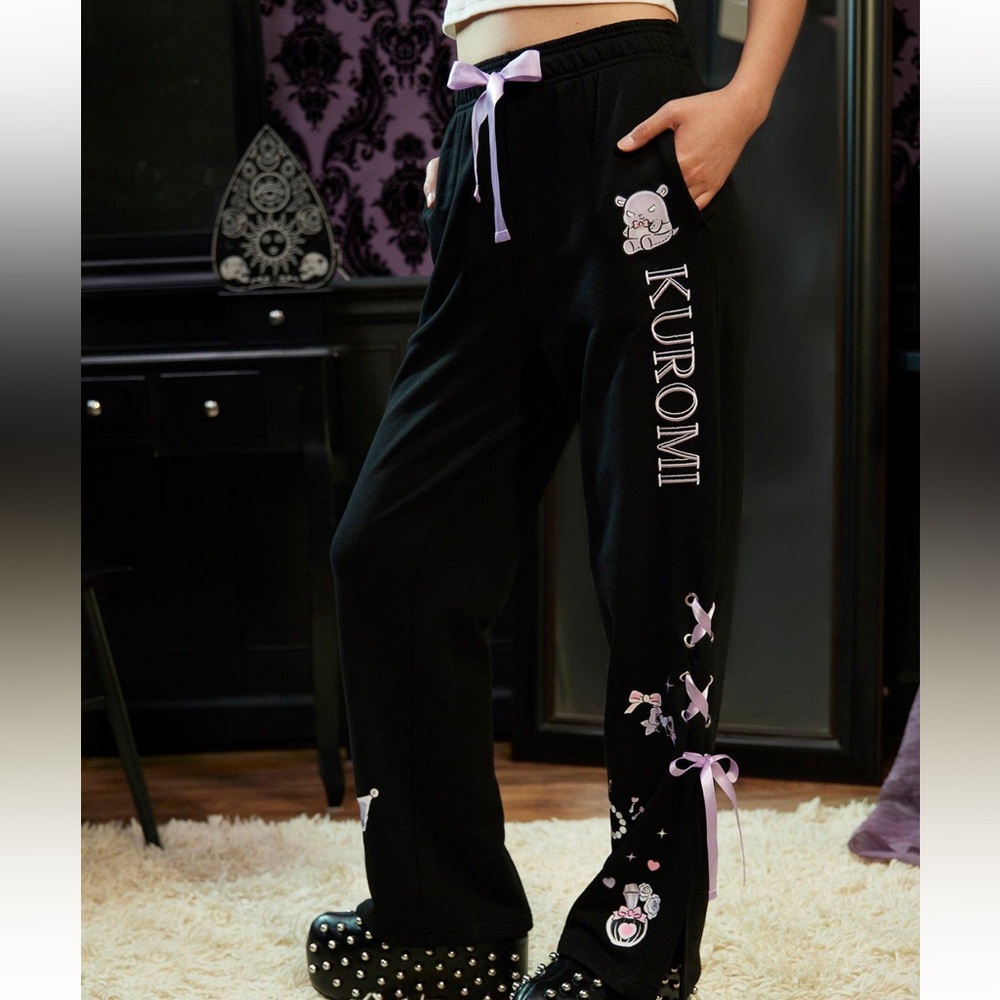 Kuromi Dress-Up Ribbon Wide Leg Lounge‎ Pants Hot Topic Hello Kitty Sanrio